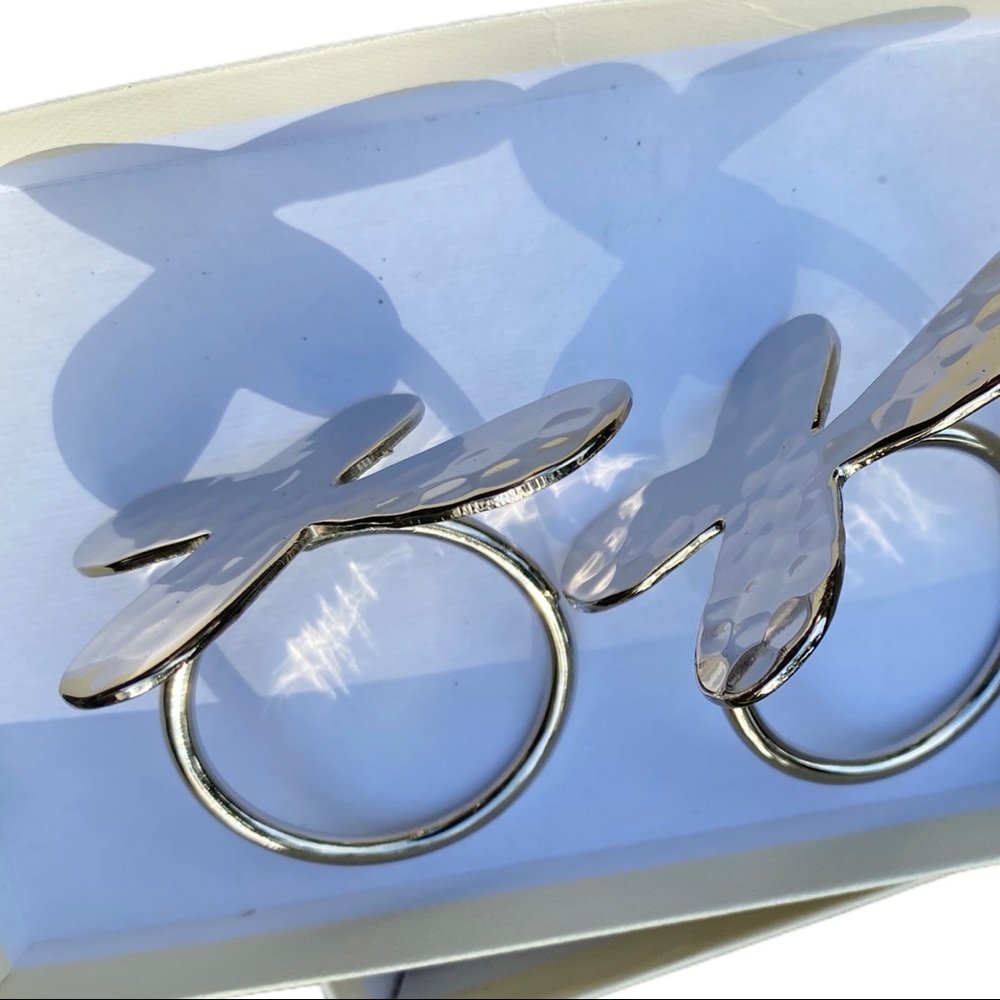 Neiman Marcus Silver Napkin Rings New in Box - Picture 3 of 8